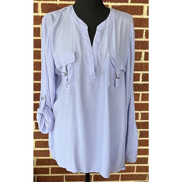 Chico’s Lavender 100% Rayon Blouse Roll Tab Sleeves Size 2 (Large) - Picture 1 of 3